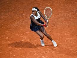 Luxul nu se mai vede doar pe podiumurile de modă, ci și la US Open. Branduri ca Gucci și Bottega Veneta schimbă imaginea tenisului