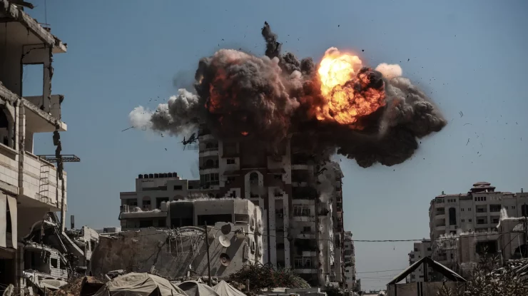 Israelul a lansat ofensiva terestră pentru ocuparea orașului Gaza, anunță Axios. Avertismentul lui Trump pentru Hamas, chiar la începutul operațiunii: „Eliberați ostaticii acum”