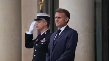 Emmanuel Macron: „Rusia se afundă tot mai mult în logica războiului și a terorii”