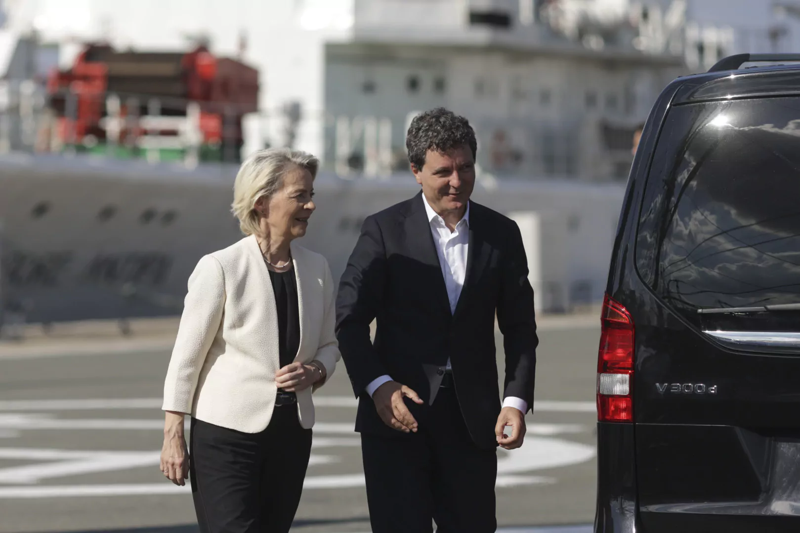 Ursula von der Leyen își continuă turneul în Constanța: „Ne ajutați să menținem Europa sigură”