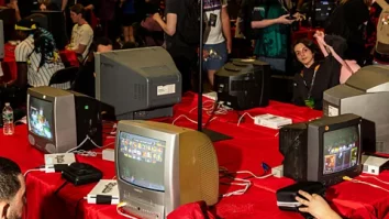 Televizoarele cu tub revin în trend. Modele Sony sau Panasonic, produse în anii ’90 și 2000, sunt vândute cu până la 1.000 de euro