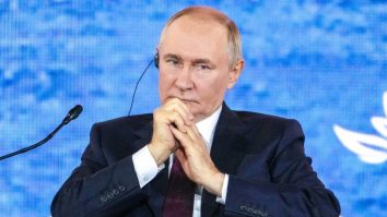 Putin ridică pragul amenințărilor: „Orice trupă occidentală în Ucraina devine țintă legitimă pentru Rusia”. Cum răspunde Trump