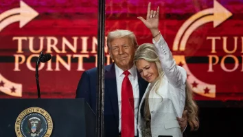 Trump se împacă cu Elon Musk și dă mâna „For Charlie Kirk”, dar nu și cu adversarii politici: „Eu nu-mi iert dușmanii. Îi urăsc”