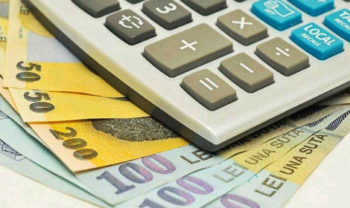 Ministrul Finanțelor, Alexandru Nazare, afirmă că nu există în prezent planuri pentru majorarea TVA-ului