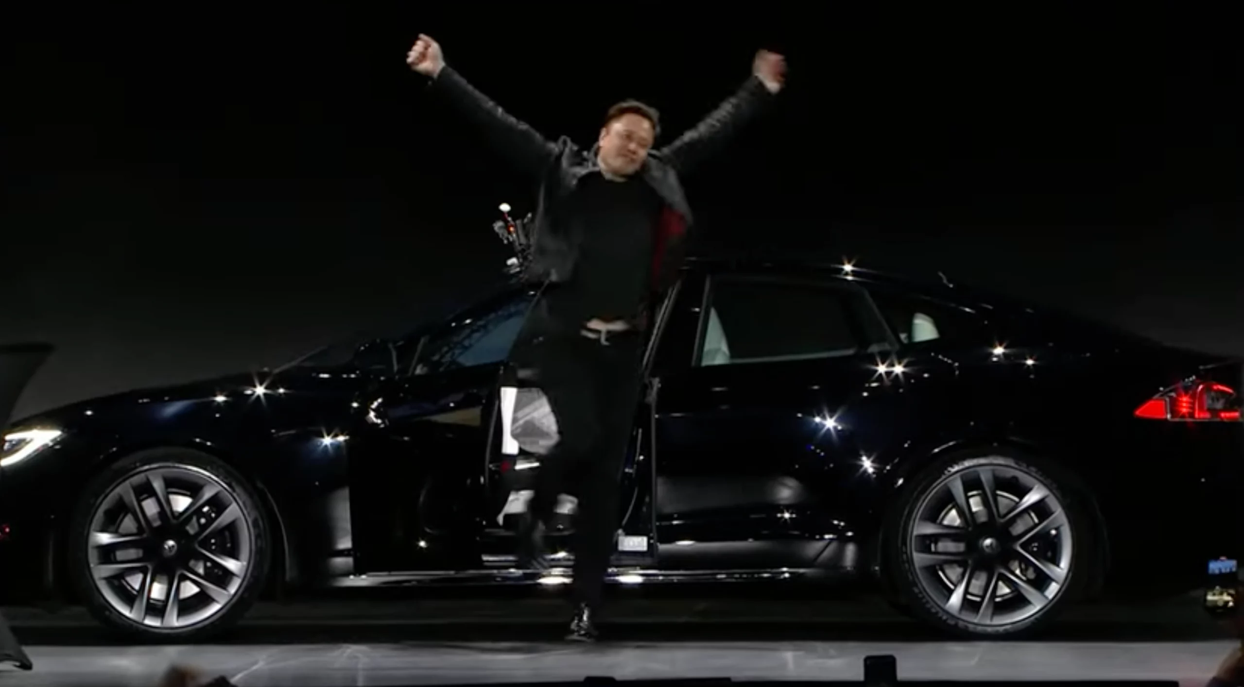 Elon Musk ar putea primi cea mai mare primă de performanță din istorie: Tesla îi va acorda peste 1 trilion de dolari dacă va îndeplini condițiile