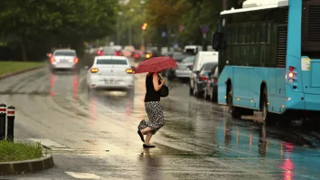 Ce vreme te așteaptă? Duminică revin ploile de vară în centrul și nordul țării, dar nu îți strică planurile