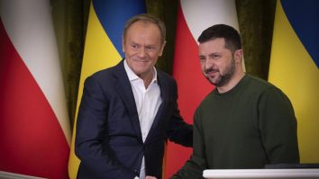 „Ucraina este pregătită să continue războiul cu Rusia încă 2-3 ani”, spune Donald Tusk. Zelenski se teme că războiul ar putea dura zece ani