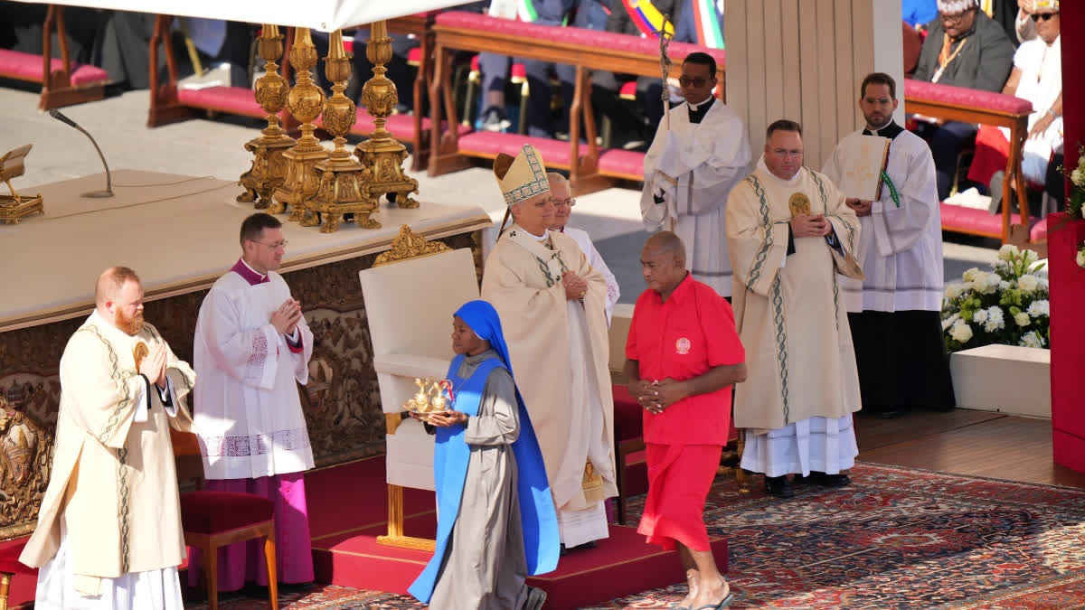 Papa Leon al XIV-lea a canonizat șapte noi sfinți în Piața Sfântul Petru: „Avem în fața noastră martiri, care, cu harul lui Dumnezeu, au păstrat aprinsă flacăra credinței”