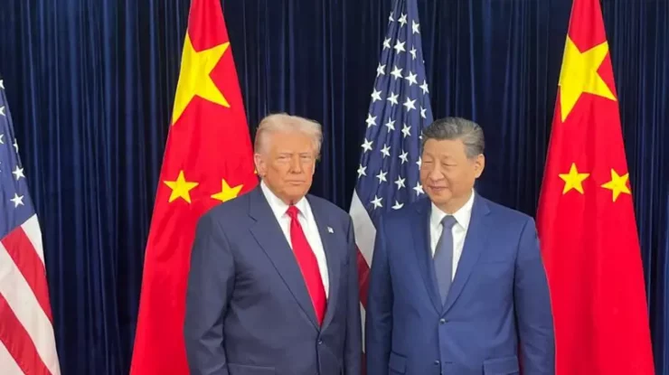 Trump spune că a avut o „întâlnire extraordinară” cu Xi Jinping în Coreea de Sud. Mizele sunt uriașe: SUA și China ar putea ajunge la un acord pentru a pune capăt războiului comercial
