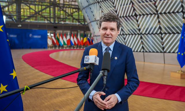 Nicușor Dan ne „surprinde” cu o nouă gafă: „Stați calmi! Suntem mult mai puternici economic decât Rusia”