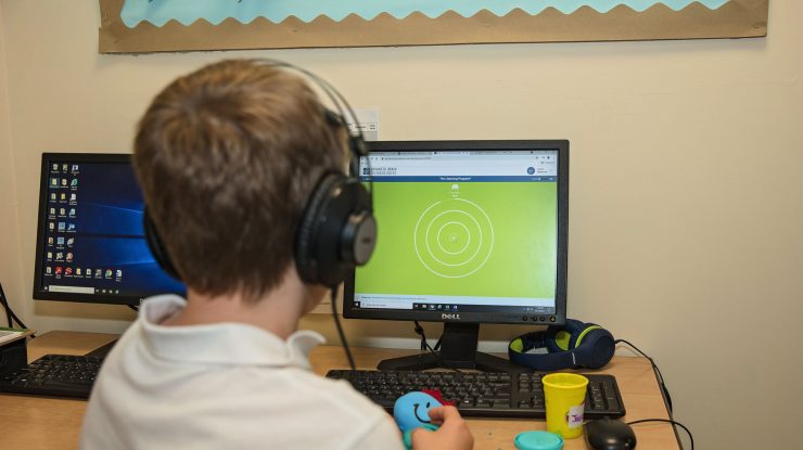 Raportul OCDE arată că 1 din 3 profesori folosește Inteligența Artificială. 7 din 10 sunt îngrijorați că elevii trișează cu ajutorul tehnologiei