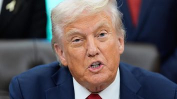 Sancțiunile de petrol ale SUA împotriva Rusiei pun în pericol singura rafinărie din Serbia