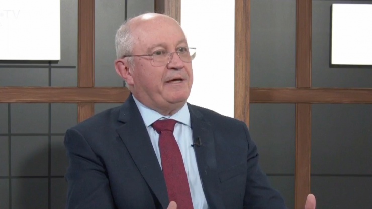 Maia Sandu îl desemnează premier pe Alexandru Munteanu. Este economist și om de afaceri, are 61 de ani și nu a mai fost implicat în politică