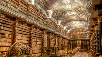 Azi celebrezi Ziua Mondială a Patrimoniului Audio-Vizual. Ce implicare are România în conservarea bibliotecilor