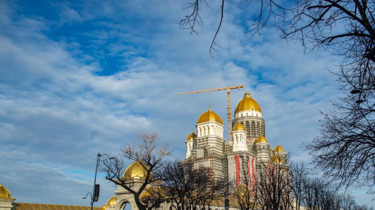 Patriarhia Română nu lasă presa să intre în Catedrală la evenimentul de sfințire a picturii. Aceasta a fost construită cu zeci de milioane din bani publici