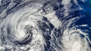 Ciclonul Benjamin lovește Franța cu 160km/h. Cum este afectată vremea din România de această furtună