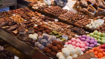 95.000 de vizitatori și 240 de standuri te așteaptă la Salonul Ciocolatei din Paris cu ocazia ediției aniversare. Ce nu trebuie să ratezi
