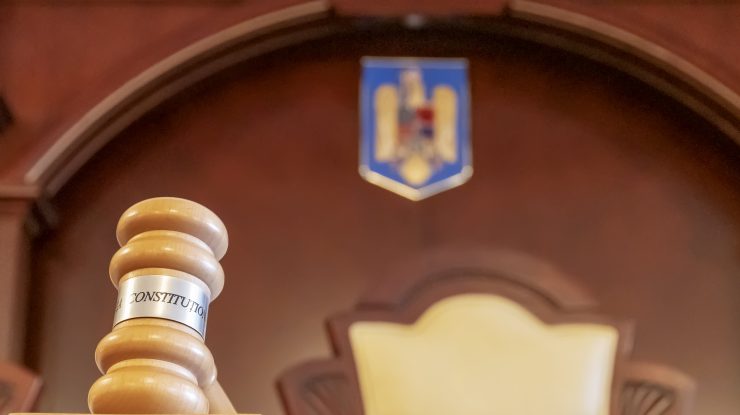 CCR amână până pe 20 octombrie decizia privind Reforma pensiilor magistraților