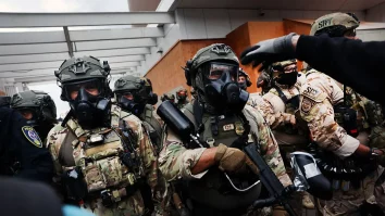 Trump a trimis trupe federale din California în Oregon. Președintele a ignorat un ordin care bloca desfășurarea Gărzii Naționale în Portland