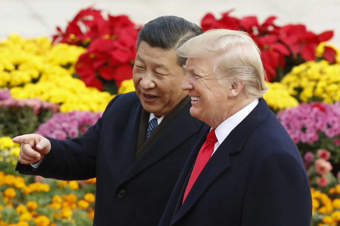 China amenință Statele Unite cu represalii după ce Trump a anunțat tarife de 100%: „Nu vrem să luptăm, dar nu ne este frică”
