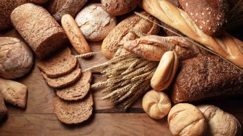 Sensibilitatea la gluten este supradiagnosticată, arată un studiu Lancet. Doar 1 din 10 oameni la nivel global suferă cu adevărat din această cauză