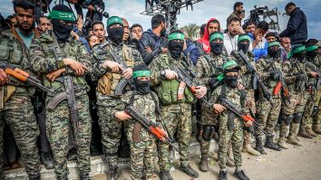 Hamas va solicita revizuiri ale planului de pace al lui Trump pentru Gaza. Președintele SUA așteaptă un răspuns