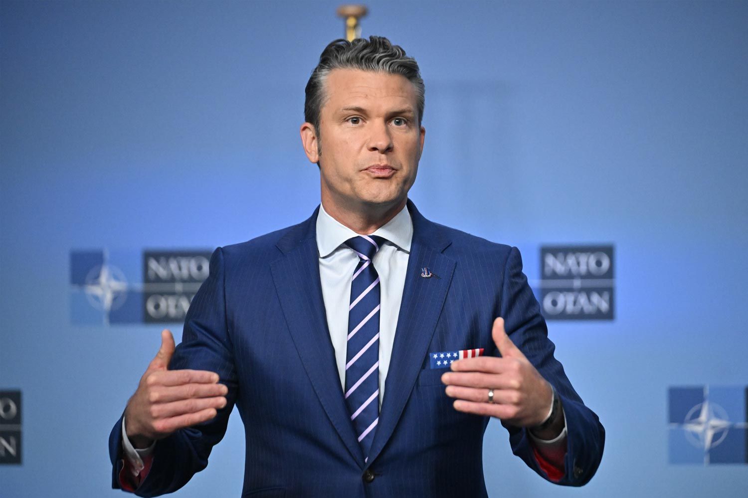 Secretarii Forțelor Terestre și Trezoreriei au cerut investiții firmelor de pe Wall Street. Ce speră Armata Statelor Unite să facă cu acești bani