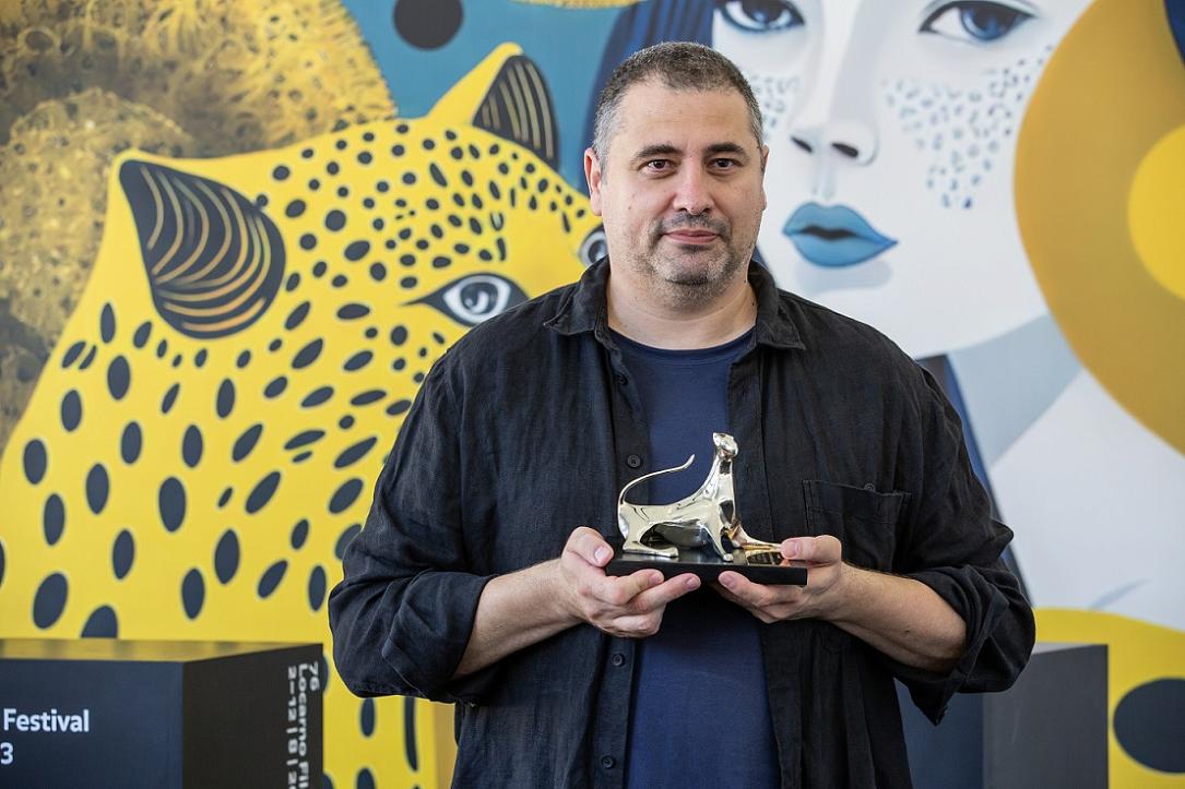 Radu Jude creează un scurtmetraj controversat folosind imagini pornografice vechi din arhiva Muzeului Național de Film din Italia