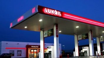 Lukoil, a doua cea mai mare companie de petrol din Rusia, anunță că își va vinde toate activele internaționale în urma sancțiunilor impuse de Occident