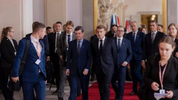 Nicușor Dan a prezentat liderilor UE, în Copenhaga, dosarul alegerilor anulate: „Moldova e mai bine pregătită pentru atacuri hibride”