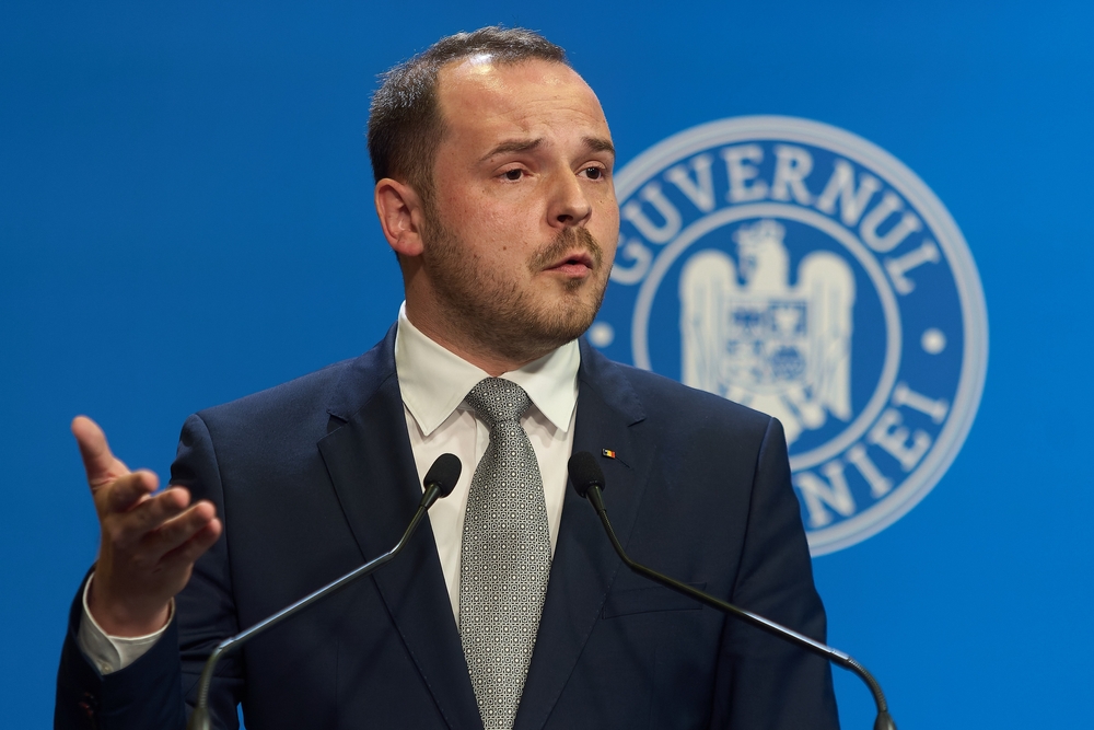 Alexandru Rogobete a sesizat Parchetul General și DNA după ce o femeie de 29 de ani a murit la clinica privată Armonia din Constanța. Directorul DSP care a dat aviz a fost demis