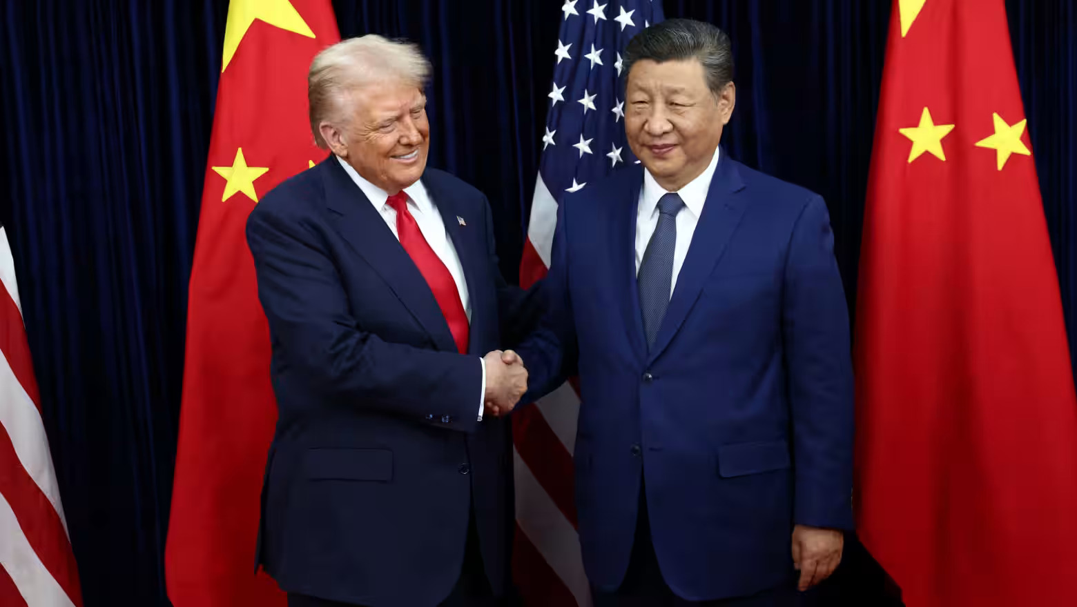 Trump va reduce tarifele impuse exporturilor chinezești. Care sunt cele mai importante aspecte din întâlnirea Președintelui SUA cu Xi Jinping