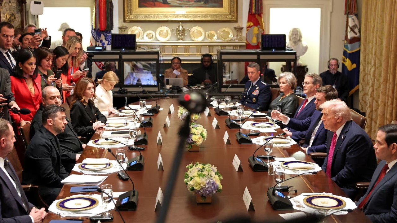 LIVE UPDATE. Întâlnirea dintre Trump și Zelenski s-a încheiat. Trump cere Ucrainei și Rusiei să ajungă la un acord. Zelenski: „Vom păstra secret ce am discutat despre rachetele Tomahawk”