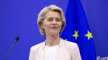 Ursula von der Leyen: „UE trebuie să răspundă ferm războiului hibrid, nu doar prin apărare militară”. Ce propune Comisia Europene
