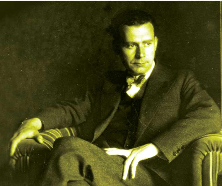 BNR lansează o monedă dedicată lui Lucian Blaga, la 130 de ani de la nașterea sa. Este prima monedă colorată din istoria României