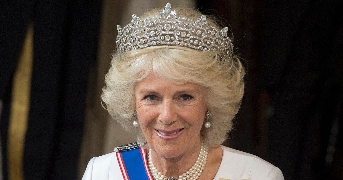 Locuitorii din Poundbury o acuză pe Regina Camilla de aroganță. Regina consoartă a plantat copaci care le strică priveliștea