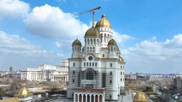 Poliția Capitalei anunță restricții majore de trafic în București, duminică, în zona Catedralei Mântuirii Neamului. Ce artere sunt blocate