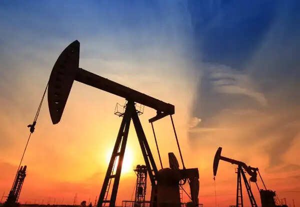 Lovitură pentru Putin: Companiile petroliere de stat din China suspendă achizițiile de petrol din Rusia în urma noilor sancțiuni impuse de Trump