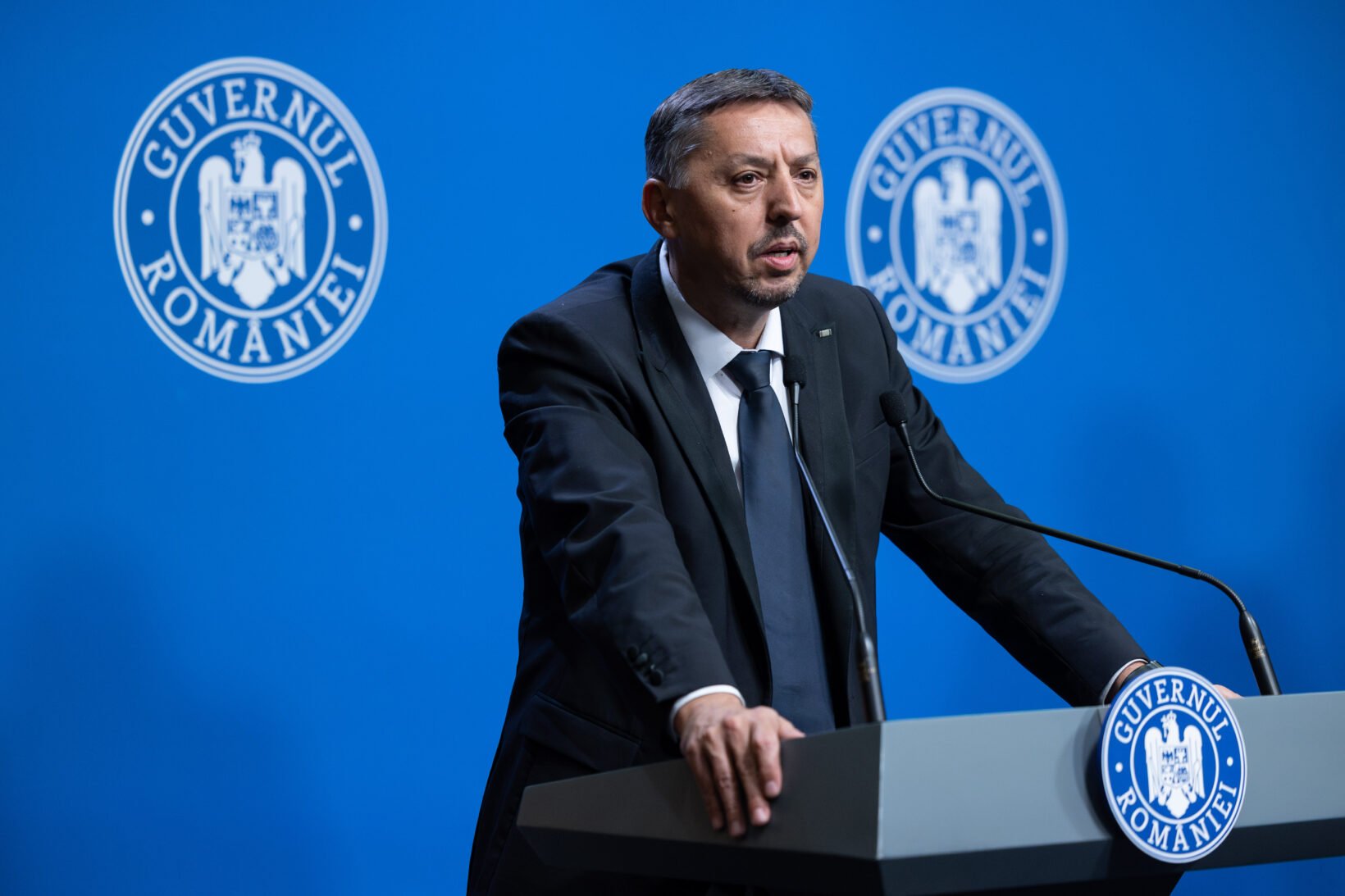 Mesajul ministrului Daniel David de Ziua Educației: „Sistemul educațional actual din România generează analfabetism funcțional, care paralizează țara. Avem nevoie de un pact pentru Educație și Cercetare asumat de factorul politic”