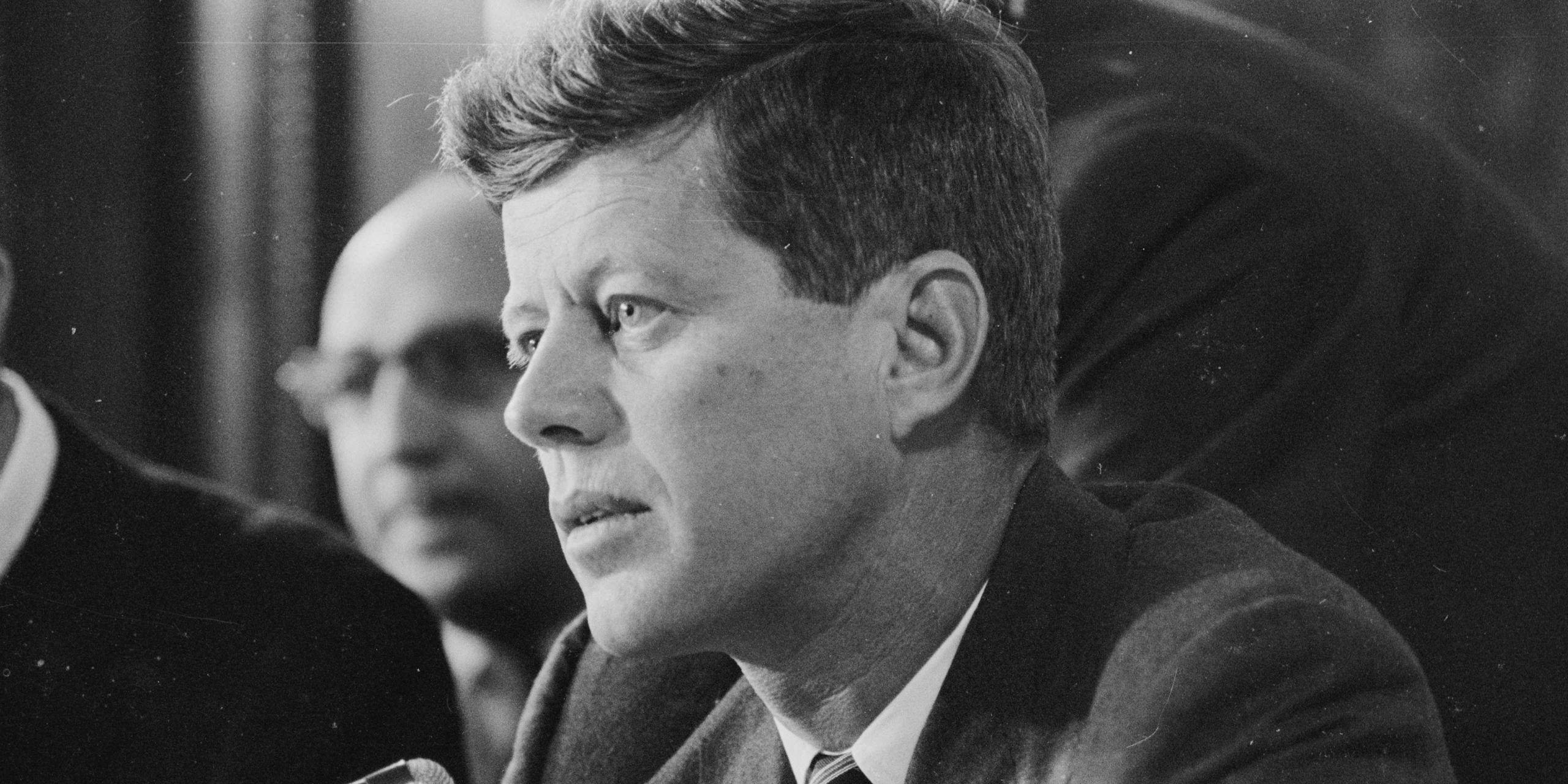 Rusia a predat Statelor Unite documentele sovietice privind asasinarea lui John F. Kennedy