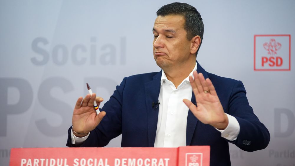 PSD își pierde direcția. Titus Corlățean se retrage subit din cursa pentru șefia partidului, Sorin Grindeanu a rămas singur. Alegerile au loc pe 7 noiembrie