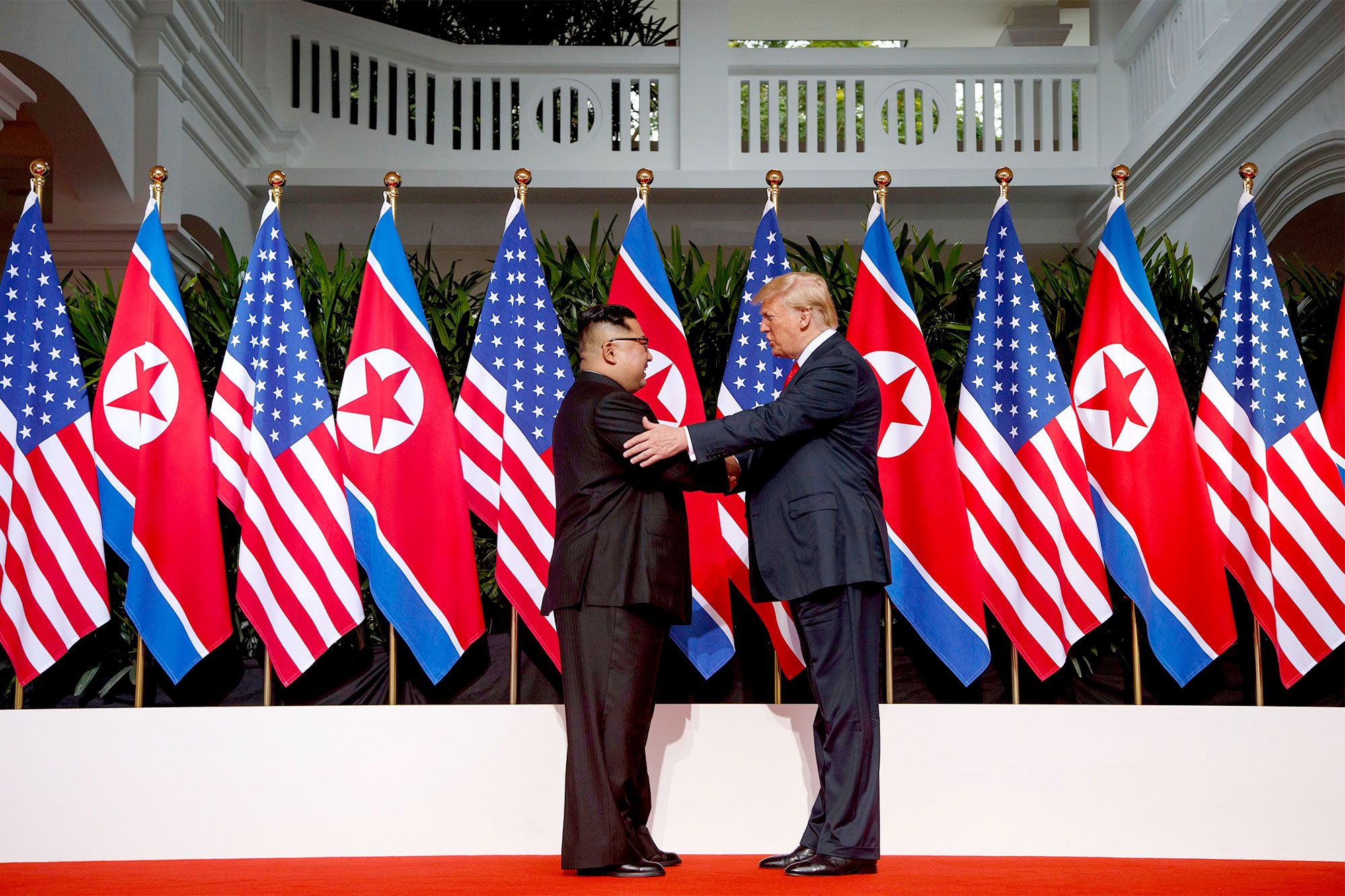 Donald Trump spune că este dispus să se întâlnescă din nou cu liderul nord-coreean Kim Jong Un, în timpul vizitei sale în Asia