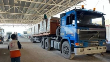 Israelul autorizează intrarea a 600 de camioane cu ajutor umanitar în Gaza