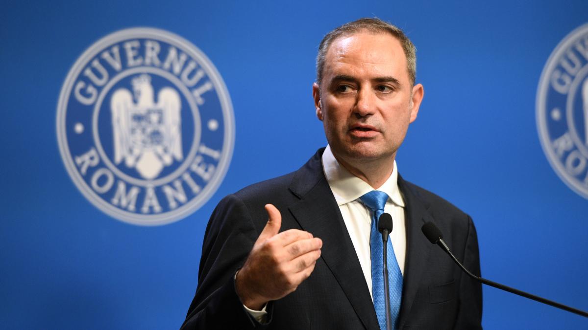 ANAF lansează Divizia Specială pentru Operaţiuni cu scopul de a „combate marea evaziune fiscală”. Alexandru Nazare: „ANAF a colectat în ultimele trei luni taxe în valoare de 130 miliarde de lei, în creștere cu 11% față de anul trecut. Este, desigur, doar un început”