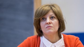 Oana Gheorghiu, co-fondatoarea Asociației Dăruiește Viață, a fost propusă Viceprim-Ministru al Guvernului de către Ilie Bolojan