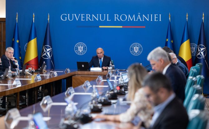 Rezoluție PNL: „Dacă PSD va provoca o criză guvernamentală, PNL nu va mai putea fi în Coaliție cu PSD”. USR avertizează că, dacă PSD votează o moțiune de cenzură alături de AUR, nu va mai susține refacerea unei majorități cu social-democrații. Sorin Grindeanu anunță că PSD decide pe 20 aprilie dacă „mai rămâne sau nu la guvernare”