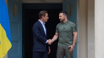 Zelenski vizitează Suedia pentru a cumpăra avioane Gripen. Premierul Kristersson: „O Ucraină puternică și capabilă este o prioritate cheie pentru Suedia”