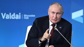 Putin îi avertizează pe europeni după reuniunea de la Copenhaga: „Răspunsul Rusiei la militarizarea Europei va fi convingător. Liniștiți-vă”