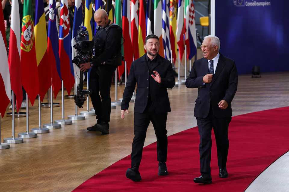 Liderii europeni se reunesc astăzi la Bruxelles pentru a-și reafirma sprijinul pentru Ucraina, după întâlnirea tensionată dintre Trump și Zelenski. Ce conține al 19-lea pachet de sancțiuni împotriva Rusiei