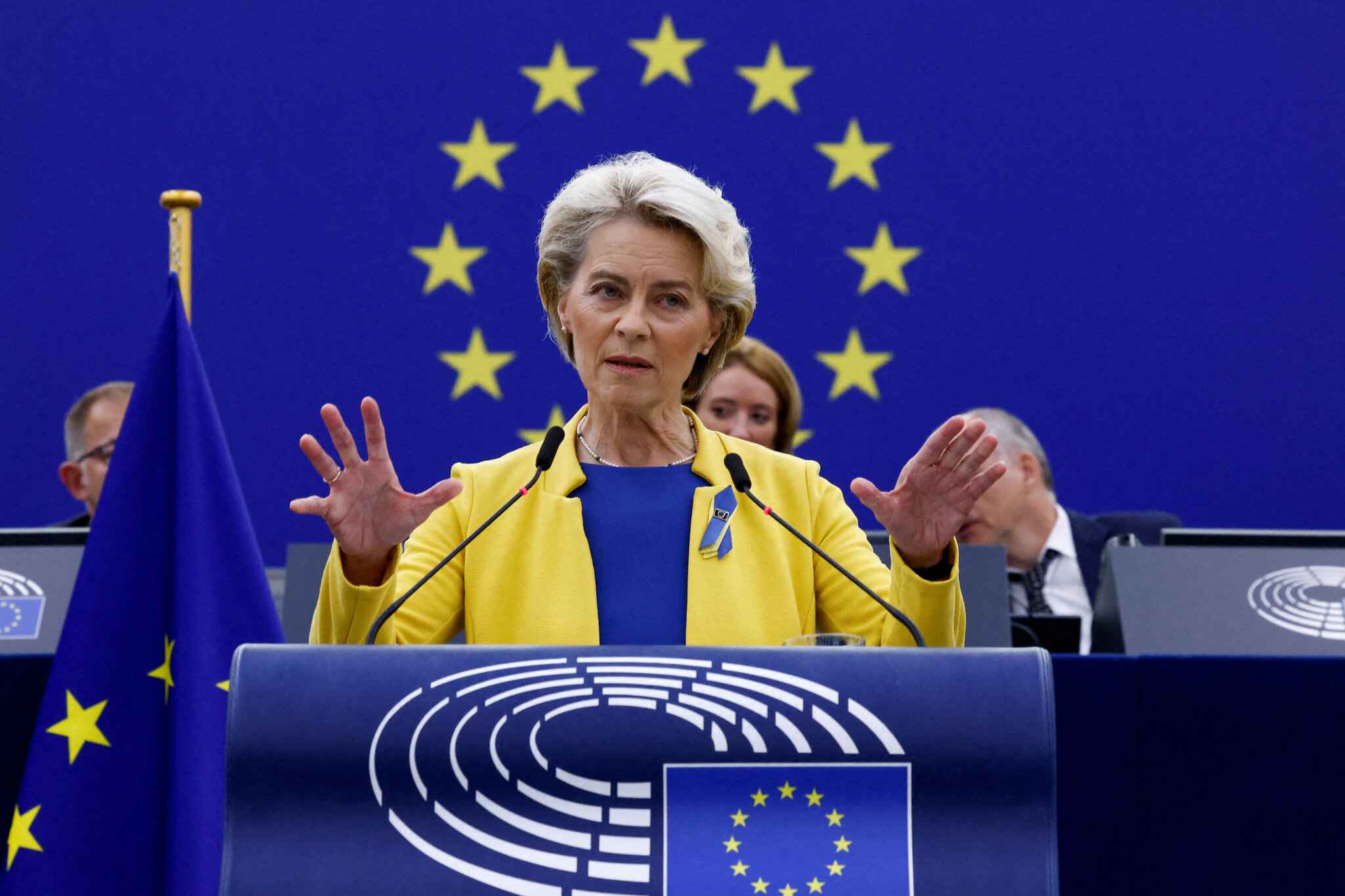 Comisia Europeană respinge condițiile Planului de Pace propus de Statele Unite. Ursula von der Leyen a impus limitele unui nou acord: „În primul rând, frontierele nu pot fi modificate prin forță”